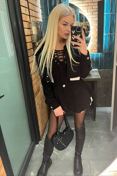 Timeless Grace: Diana, 27 y.o. from Cherkasy, Ukraine — VeronikaLove