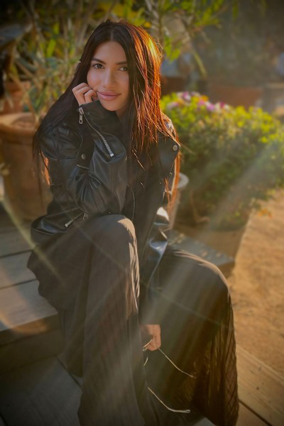 Mystical Enchantment: Lusine, 36 y.o. from Cherkasy, Ukraine — VeronikaLove