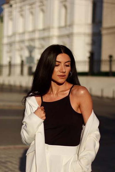 Mystical Enchantment: Lusine, 36 y.o. from Cherkasy, Ukraine — VeronikaLove