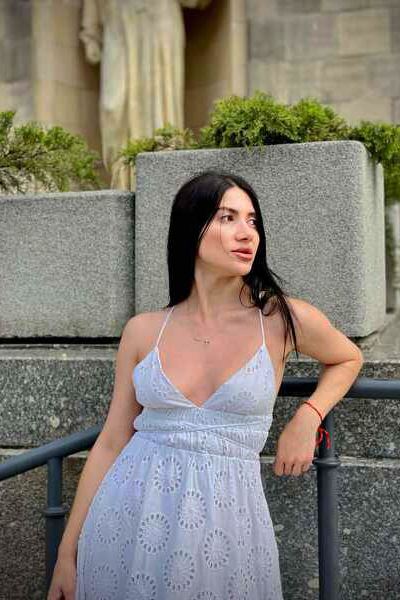 Mystical Enchantment: Lusine, 36 y.o. from Cherkasy, Ukraine — VeronikaLove
