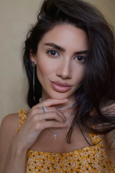 Mystical Enchantment: Lusine, 36 y.o. from Cherkasy, Ukraine — VeronikaLove