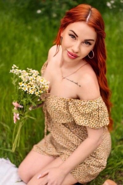 Magnetic Appeal: Olena, 30 y.o. from Odesa, Ukraine — VeronikaLove