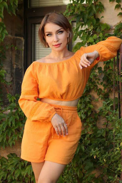 Timeless Beauty: Kateryna, 42 y.o. from Kharkiv, Ukraine — VeronikaLove