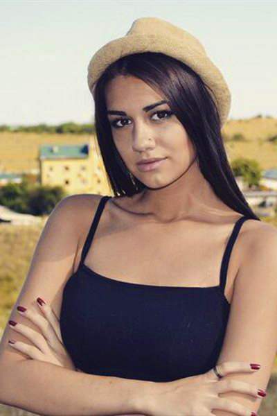 Enthralling Gaze: Maya, 26 y.o. from Odesa, Ukraine — VeronikaLove