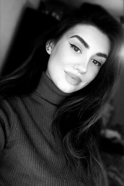 Enthralling Gaze: Maya, 26 y.o. from Odesa, Ukraine — VeronikaLove