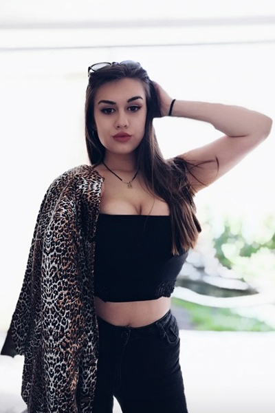 Enthralling Gaze: Maya, 26 y.o. from Odesa, Ukraine — VeronikaLove