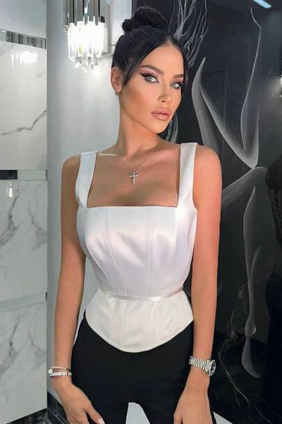 Enchanting Charisma: Arina, 22 y.o. from Odesa, Ukraine — VeronikaLove