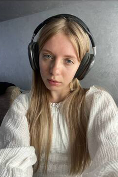 Alluring Presence: Veronika, 18 y.o. from Lviv, Ukraine — VeronikaLove