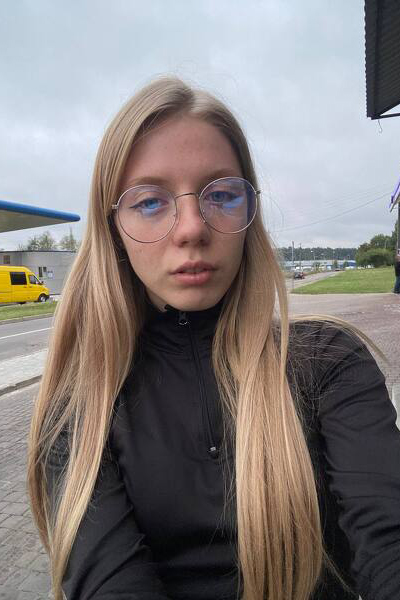 Alluring Presence: Veronika, 18 y.o. from Lviv, Ukraine — VeronikaLove