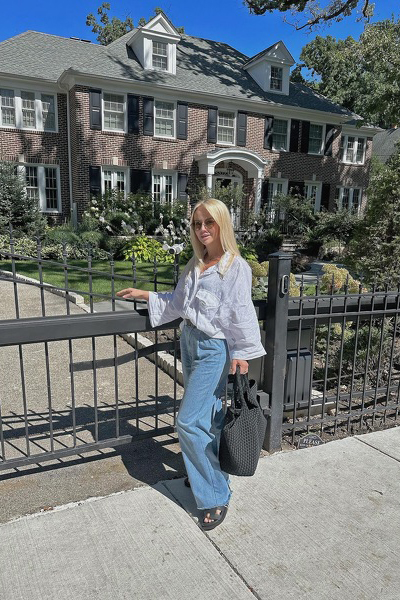 Serene Lesya, 36 y.o. from Illinois, United States with Blonde hair — VeronikaLove