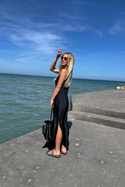 Serene Lesya, 36 y.o. from Illinois, United States with Blonde hair — VeronikaLove