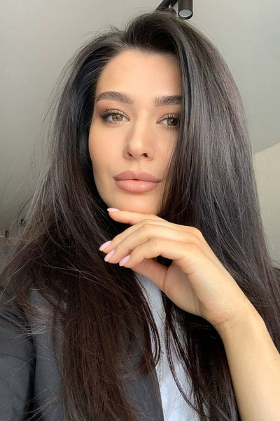 Joyful Oksana, 33 y.o. from Kyiv, Ukraine with Black hair — VeronikaLove
