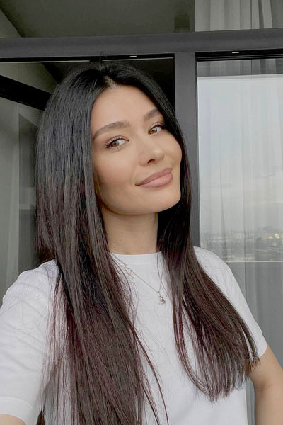 Joyful Oksana, 33 y.o. from Kyiv, Ukraine with Black hair — VeronikaLove