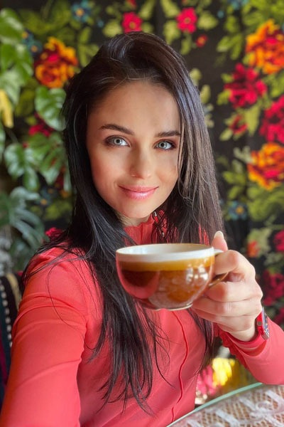 Vivacious Vision: Darina, 36 y.o. from Kharkiv, Ukraine — VeronikaLove