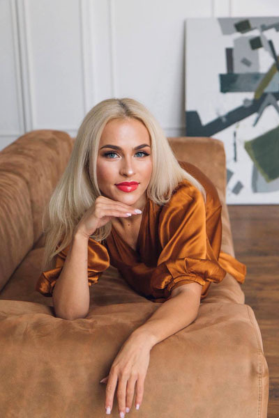 Enthralling Mystery: Natalia, 42 y.o. from Kharkiv, Ukraine — VeronikaLove