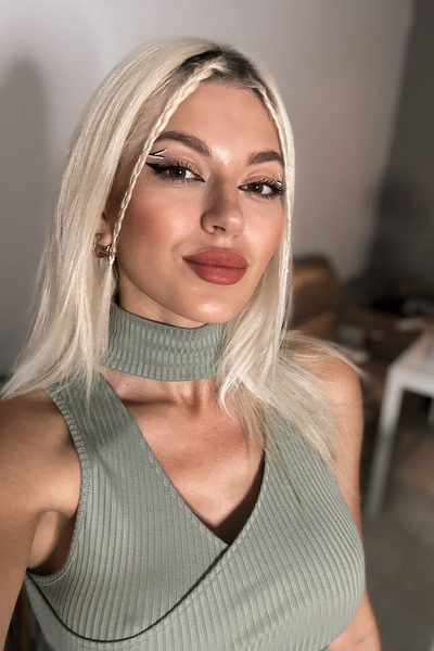 Enchanting Aura: Yuliia, 30 y.o. from Kyiv, Ukraine — VeronikaLove
