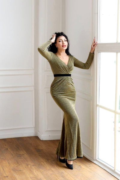 Alluring Presence: Valeriia, 37 y.o. from Kharkiv, Ukraine — VeronikaLove