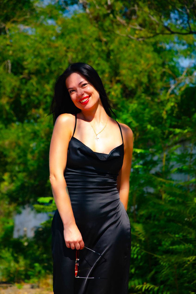 Captivating Elegance: Anastasiia, 36 y.o. from Odesa, Ukraine — VeronikaLove