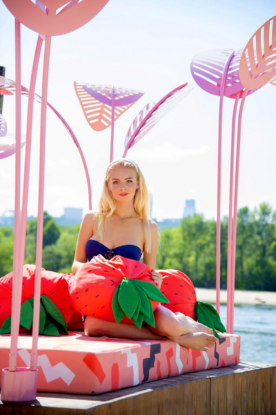 Dazzling Charm: Margarita, 26 y.o. from Poltava, Ukraine — VeronikaLove