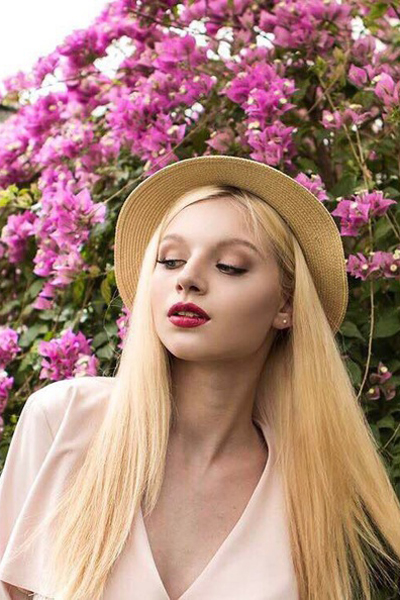 Dazzling Charm: Margarita, 26 y.o. from Poltava, Ukraine — VeronikaLove
