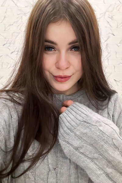 Enchanting Gaze: Alevtina, 21 y.o. from Kyiv, Ukraine — VeronikaLove