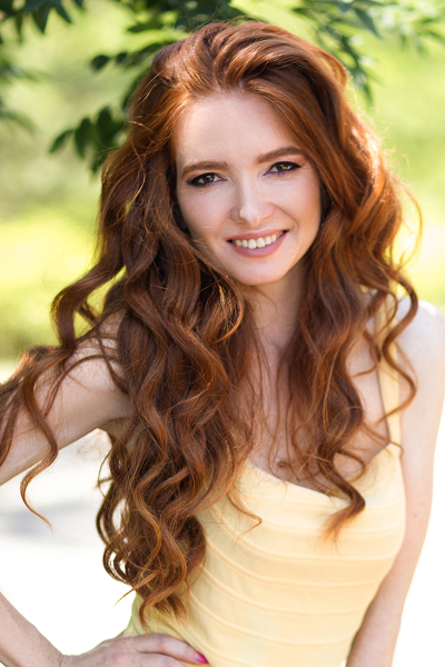 Graceful Charm: Yulia, 37 y.o. from Kryvyi Rih, Ukraine — VeronikaLove