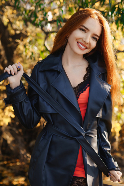 Graceful Charm: Yulia, 37 y.o. from Kryvyi Rih, Ukraine — VeronikaLove