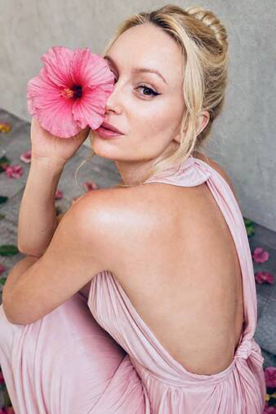Captivating Aura: Khrystyna, 36 y.o. from Budapest Fovaros, Hungary — VeronikaLove