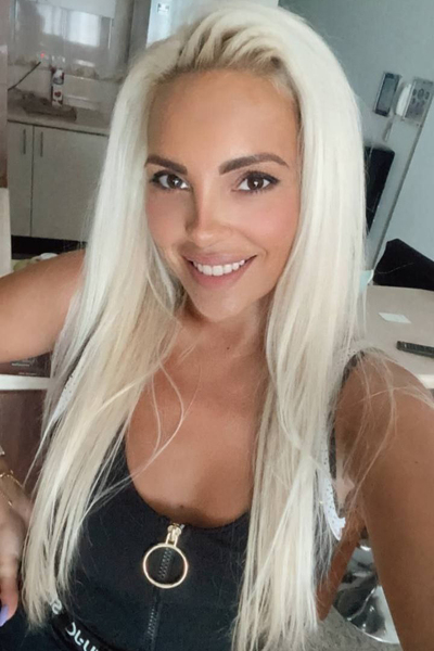 Divine Presence: Svitlana, 41 y.o. from Kryvyi Rih, Ukraine — VeronikaLove