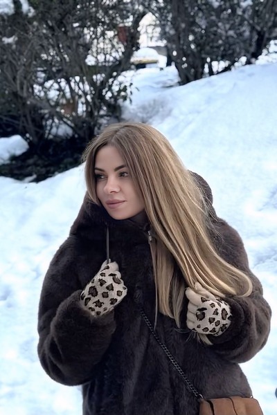 Radiant Yana, 40 y.o. from Szczecin, Poland with Blonde hair — VeronikaLove