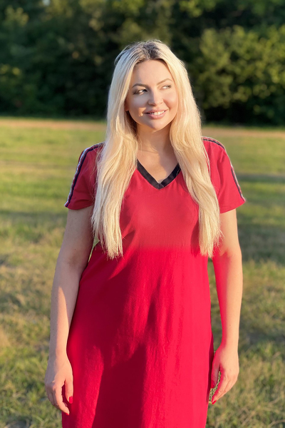 Enigmatic Beauty: Yana, 50 y.o. from Kyiv, Ukraine — VeronikaLove