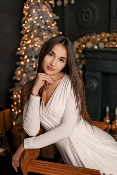 Ethereal Elegance: Kristina, 20 y.o. from Mykolaiv, Ukraine — VeronikaLove