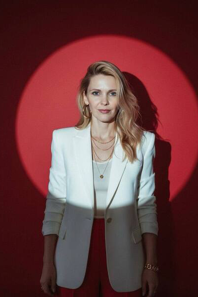 Enigmatic Beauty: Olga, 43 y.o. from Kyiv region, Ukraine — VeronikaLove