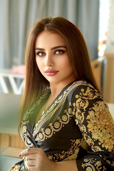 Enigmatic Allure: Olena, 28 y.o. from Kyiv, Ukraine — VeronikaLove