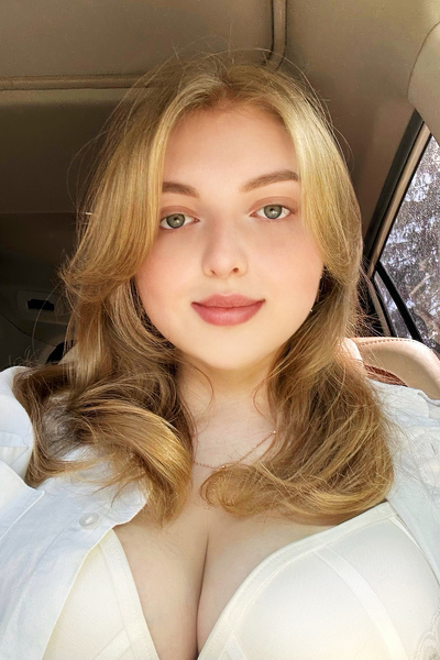 Dazzling Victoriia, 26 y.o. from Zakarpattia region, Ukraine with Blonde hair — VeronikaLove