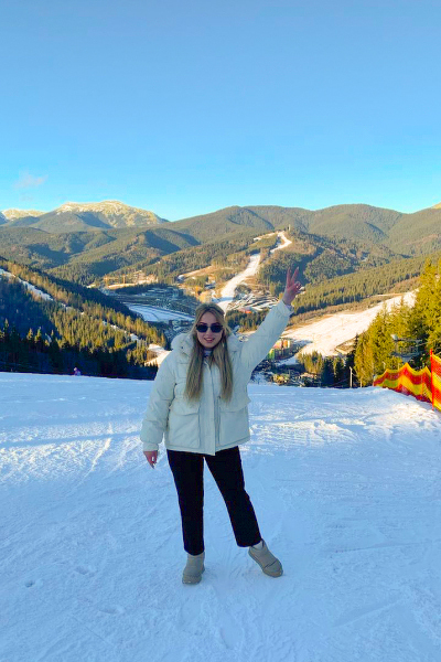 Serene Kateryna, 21 y.o. from Rivne, Ukraine with Blonde hair — VeronikaLove