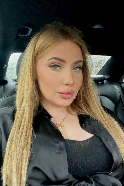 Serene Kateryna, 21 y.o. from Rivne, Ukraine with Blonde hair — VeronikaLove