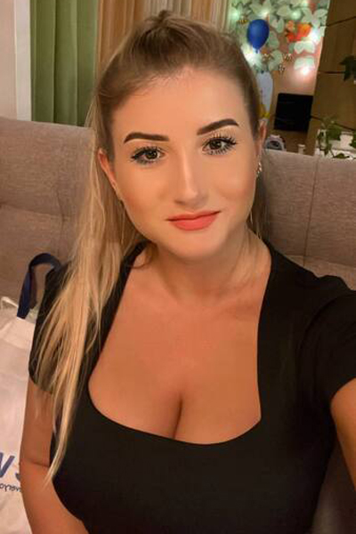 Enchanting Charisma: Viktoria, 30 y.o. from Odesa, Ukraine — VeronikaLove