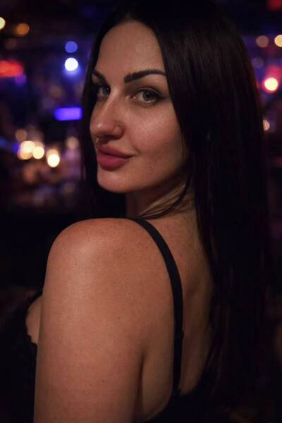 Sparkling Essence: Maryna, 37 y.o. from Ivano-Frankivsk, Ukraine — VeronikaLove