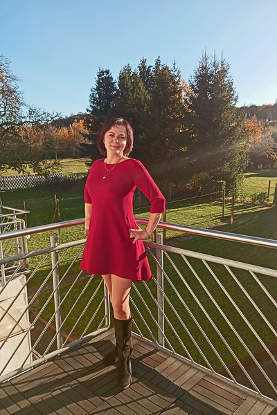 Radiant Beauty: Larisa, 49 y.o. from Frankfurt, Germany — VeronikaLove