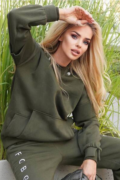 Magnetic Allure: Monika Agnieszka, 39 y.o. from Gdansk, Poland — VeronikaLove