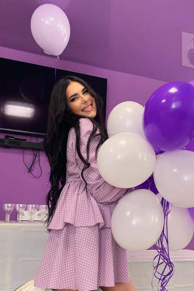 Whimsical Wonder: Alina, 31 y.o. from Kyiv, Ukraine — VeronikaLove