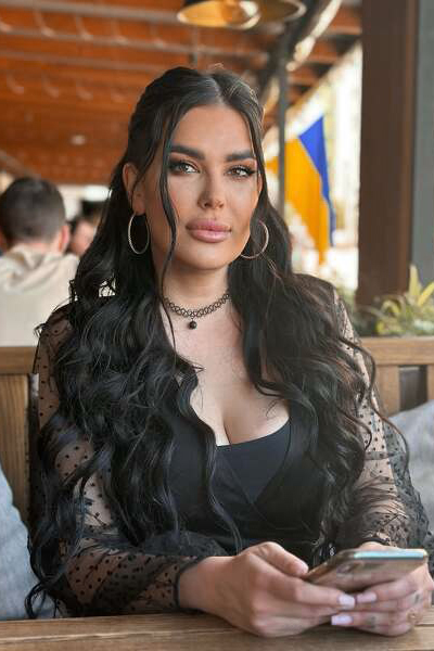 Whimsical Wonder: Alina, 31 y.o. from Kyiv, Ukraine — VeronikaLove