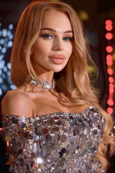 Elegant Enchantment: Yuliia, 34 y.o. from Dnipro, Ukraine — VeronikaLove