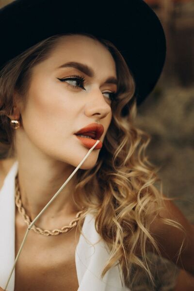 Glamorous Presence: Maria, 27 y.o. from Odesa, Ukraine — VeronikaLove