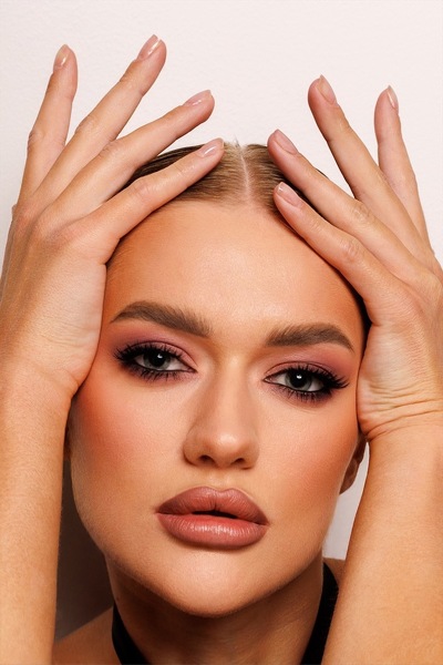 Glamorous Presence: Maria, 27 y.o. from Odesa, Ukraine — VeronikaLove