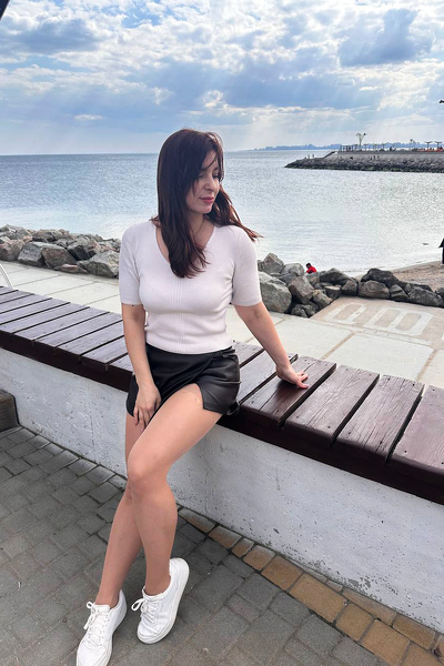 Sparkling Essence: Ksenia, 36 y.o. from Odesa, Ukraine — VeronikaLove