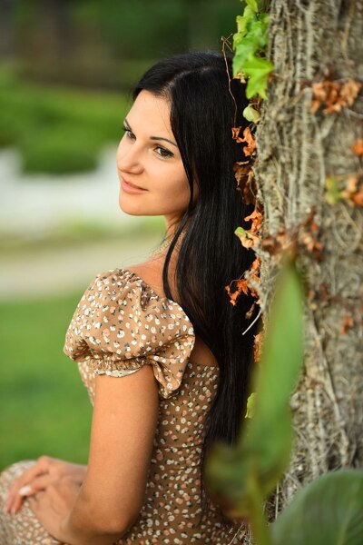 Magnetic Allure: Solomia, 34 y.o. from Chernivtsi, Ukraine — VeronikaLove