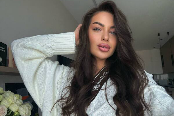 Radiant Charm: Anastasia, 23 y.o. from Vinnytsia, Ukraine — VeronikaLove