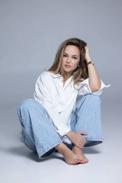 Captivating Gaze: Valentyna, 35 y.o. from Kryvyi Rih, Ukraine — VeronikaLove